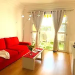 Summer Sun With Wifi And Pool In The Complex