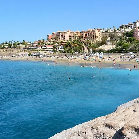 Summer Sun With Wifi And Pool In The Complex Appartamento