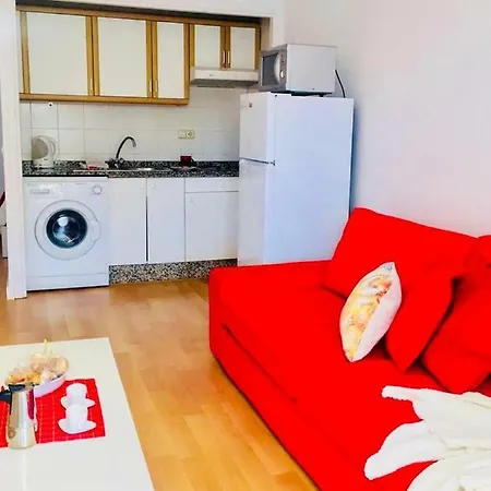 Summer Sun With Wifi And Pool In The Complex