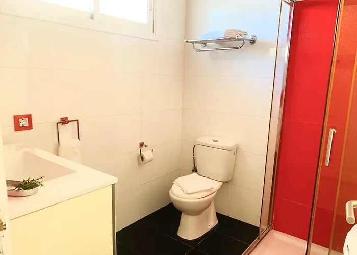 Summer Sun With Wifi And Pool In The Complex